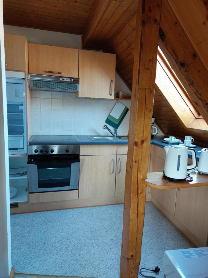 Dachgeschosswohnung Mit Burgblick In Kues Bernkastel-Kues Ngoại thất bức ảnh