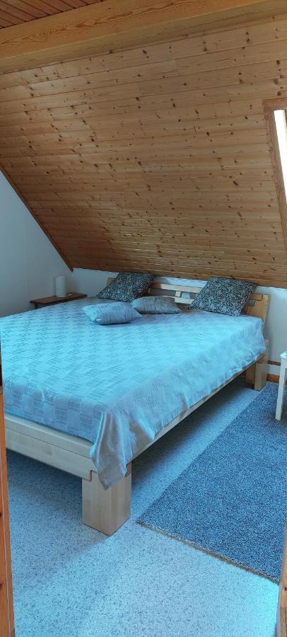 Dachgeschosswohnung Mit Burgblick In Kues Bernkastel-Kues Ngoại thất bức ảnh